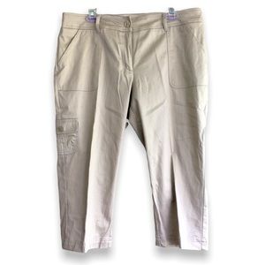 TRIBELLA Khaki Short Cargo Capri Pants